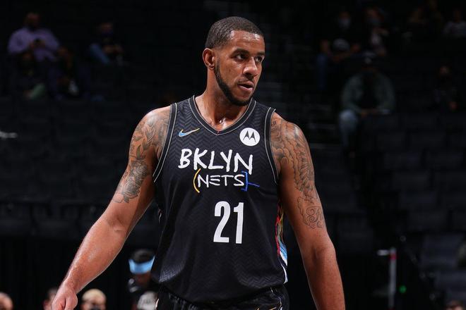 瞩目的表现 瞩目的表现