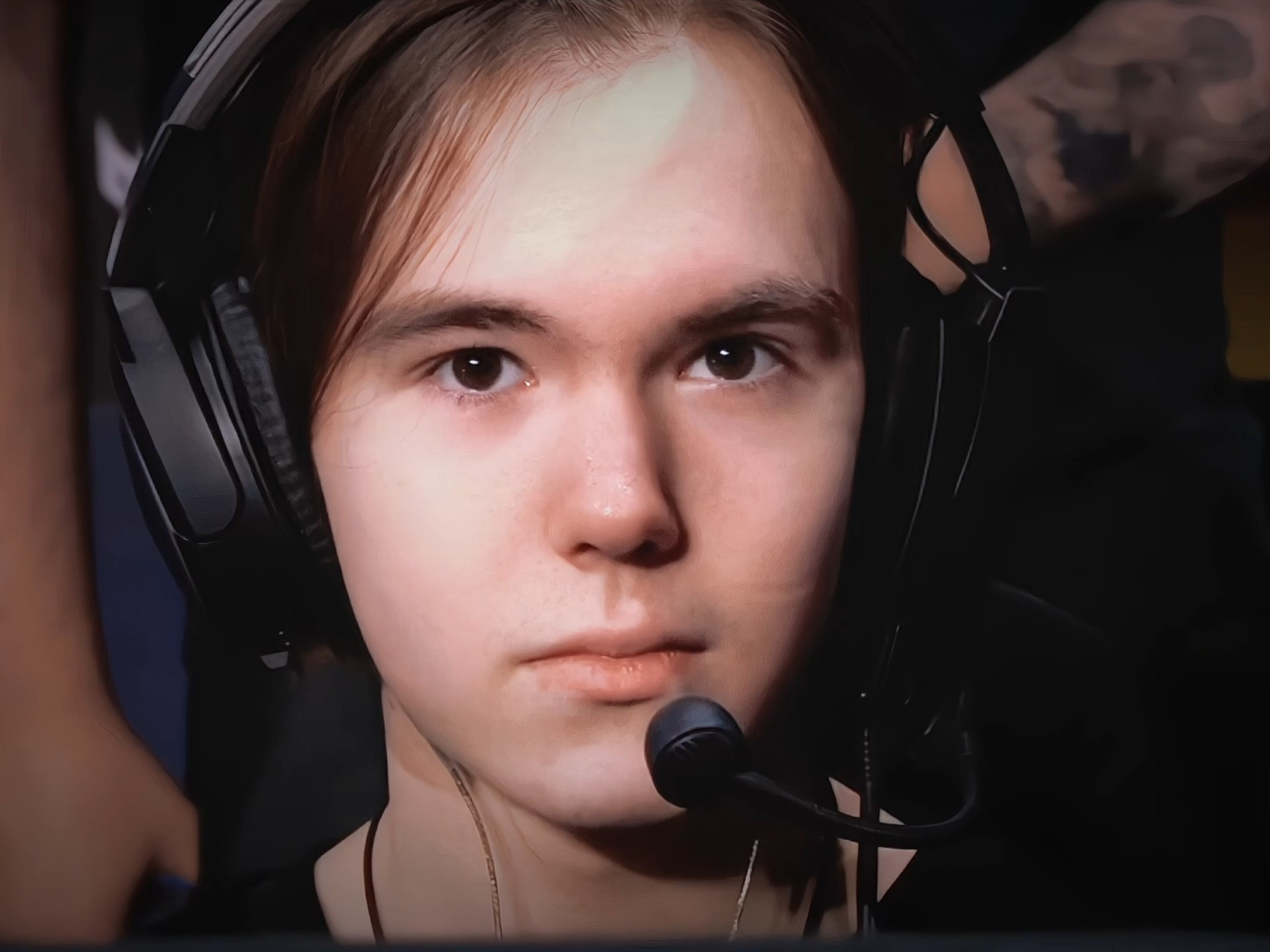 崭露头角 崭露头角