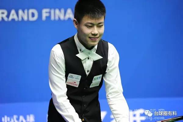 更是对足球 更是对足球