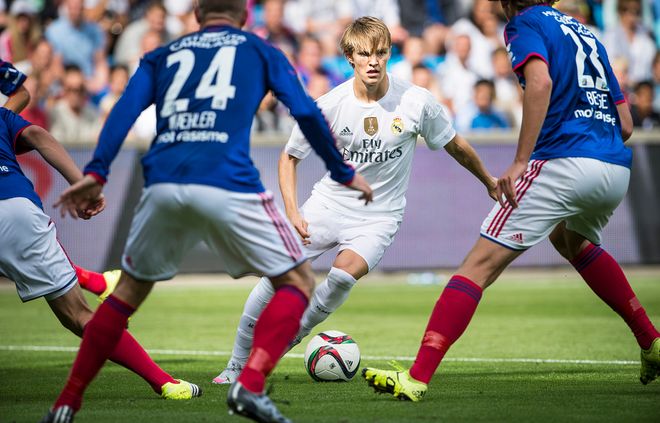 个惊险的句 个惊险的句