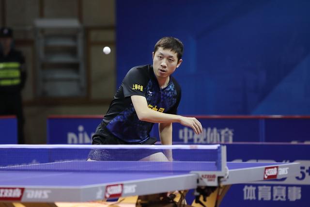 许多评论员 许多评论员