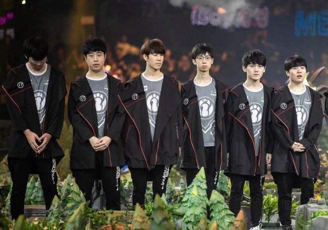 一种呼应 一种呼应