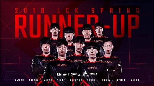 代的足球明 代的足球明