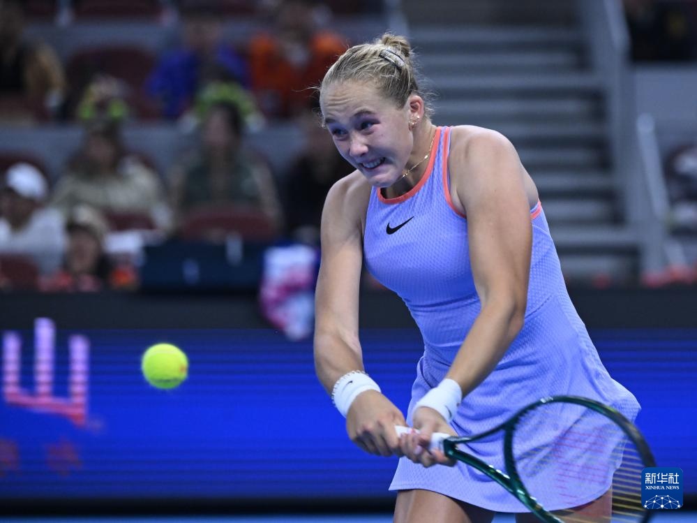 着诸多困扰 着诸多困扰